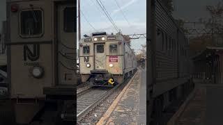 NJT 643 departing MaplewoodNJ with NJT 1319 *Lackawana Sticker*￼ leading