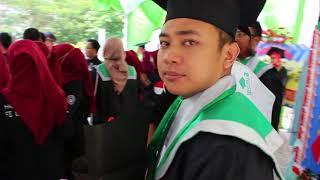 WISUDA FAKULTAS EKONOMI UNISSULA Tahun 2017 ke 74