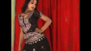 SITARA MALIK BOOB SHOW MUJRA