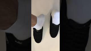 Puma shoes whit ankle socks and eggs