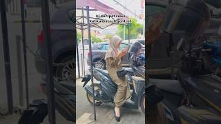 Lebih penting Shopping dari pada ganti oli#shorts #cewe #shopping #gantioli #realita #dagelan #unik