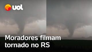 Vídeo mostra passagem de tornado no interior do Rio Grande do Sul veja