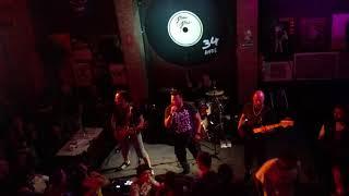 Grungeria - Times Like These Foo Fighters ao vivo no Café Piu Piu