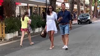 LIDO DI JESOLO. SUMMER TIME  WHAT ARE PEOPLE WEARING IN ITALY