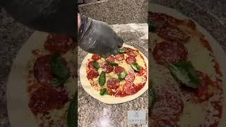 Приготування італійської піци у Semolino