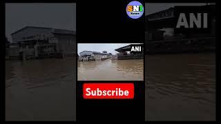 गुजरात भारी बारिश में डूबी सड़के#Tufan#barish#heavy_rainfall#gujrat_rain#tufan_barish#shorts#viral