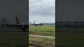 Airbus A320-200 Neo Batik Air Landing Runway 24 Bandara Soekarno-Hatta Jakarta
