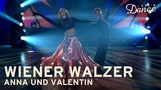 Anna & Valentin tanzen einen eindrucksvollen Wiener Walzer    Show 11  Lets Dance 2023