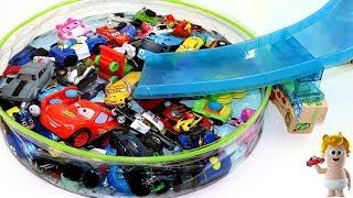 Learn Colors for Kids wDisney cars Police vehicles Tayo in water Slide