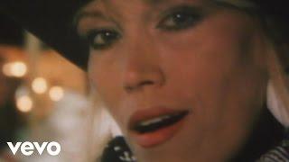 Amanda Lear - Solomon Gundie Offical Video VOD