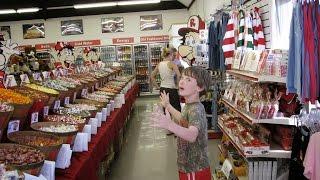 10 Best Candy Factory Tours In The World