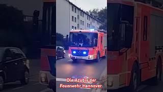 #ALARM für die #Azubis der #Feuerwehr #HANNOVER mit #HLF #einsatzfahrt #shorts #montiseinsatzfahrten