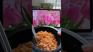 Pov ketika malas masak di siang yg mendung