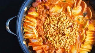 Budae-jjigae  부대찌개 Korean Army Base Stew  Ordinary Kitchen 오디너리 키친