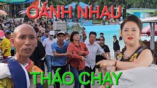 Xúc nhau tại sân khấu Phương Hằng chửi thẳng sư Minh Tuệ khiến fan tháo chạy thục mạng