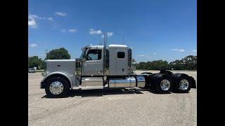 FOR SALE 3 Matched 6052050 46k Rears Lockers 2025 Peterbilt 589 58 FlatTop Platinum Air Front Axle