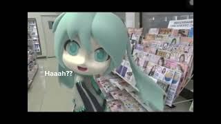 Miku at seven eleven ️