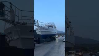 #turkey огромная яхта на дороге  #antalya #анталия