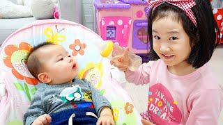 Boram berpura-pura berperan sebagai babysitter  LUCU BAYI