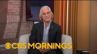 Tony Danza on Sinatra & Stories and playing the ukulele