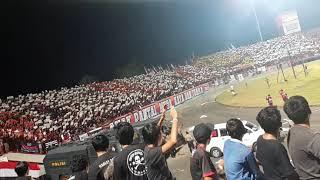 Bali united..