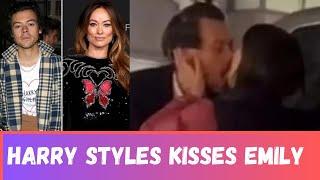 Harry Styles and Emily Ratajkowski kissing in Tokyo  Are Harry Styles and Emily Ratajkowski Dating