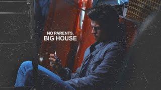 Steve Harrington  No parents big house