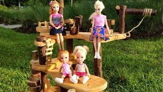 Tree house  Elsa and Anna toddlers - hoverboard - bubble train - park - playground