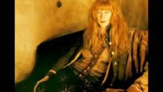 Loreena McKennit - GOD REST YE MERRY GENTLEMEN