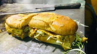 Most spicy burger in street foods  Spicy burger making  Rupees 100-only  Lahore street foods