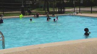 Chicagos pools water playgrounds splash pads open in time for record-making heat