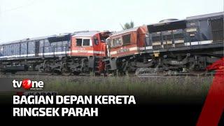 2 Kereta Api Batu Bara Tabrakan di Stasiun Rengas Lampung  Kabar Petang Pilihan tvOne