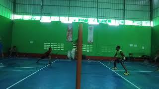 Partai SangitEman&Ainur vs Sono&SolihunPiala Pocari 10 kalengdi GOR Kaisar..