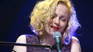 Wonder - Anneke van Giersbergen & Danny Cavanagh - Teatro Nescafe de las Artes