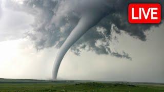 Finding CRAZY Tornados in This NEW Storm Chaser Simulator - OUTBRK LIVE 