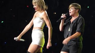 Goodbye Earl - Taylor Swift & Natalie Maines The Chicks - 1989 World Tour - Augus 24th 2015