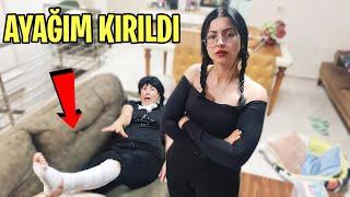 SAHTE WEDNESDAY İN AYAĞI KIRILDI  EYLÜL LAL