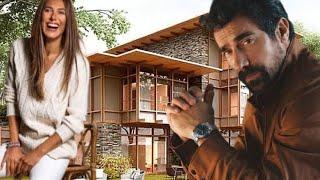 Is Ibrahim Çelikkol handing over the deed of the Luxury Villa to Natali Yarcan?