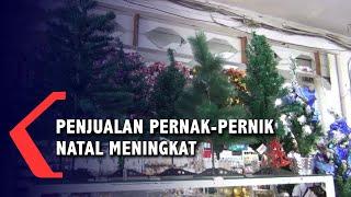 Pernak-Pernik Natal Mulai Diburu Pembeli