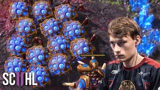 Serrals MASS SWARM HOSTS vs. Neeb - Starcraft 2