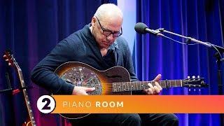 Mark Knopfler - Romeo and Juliet Radio 2 Piano Room