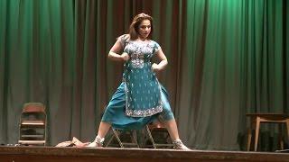 Nida Choudhry Excellent Punjabi Stage Dance