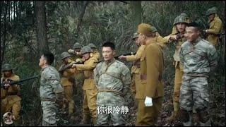 【特種兵電影】被捆綁住的3名特種兵絕地反殺日軍，炸毀敵人飛機場  ️  抗日  MMA  Kung Fu