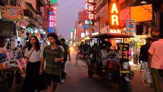A night walking tour of Paharganj Main Bazaar Delhi