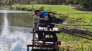 Meat shallow with el capitano Paul sibo Sibley at MOORLANDS FARM FISHERY