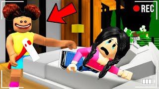 The SCARIEST SLEEPOVER of my life in Roblox Brookhaven