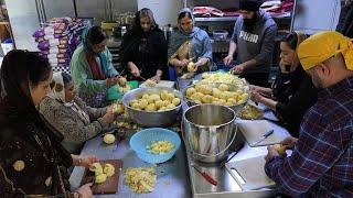 Sikhs Cooking 10000 Aloo Sabji Potato Curry + Rotis at London Gurdwara for Vaisakhi Langar 2023