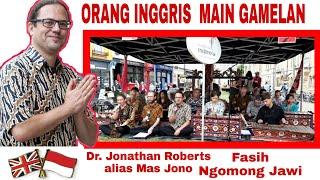 Gamelan Jawa di Inggris  Dr. Jonathan Jono Bule Ngomong Jawa Halus  #sindenbule #bulejawa