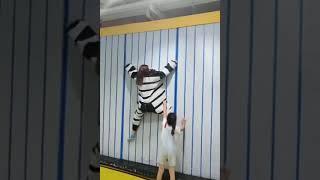 Unusual entertainment in China 