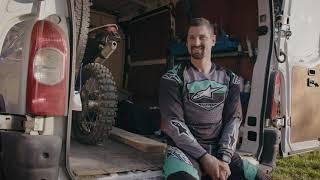 Der Beruf ServicetechnikerIn  Georg erklärt die Parallelen zum Enduro-Fahren